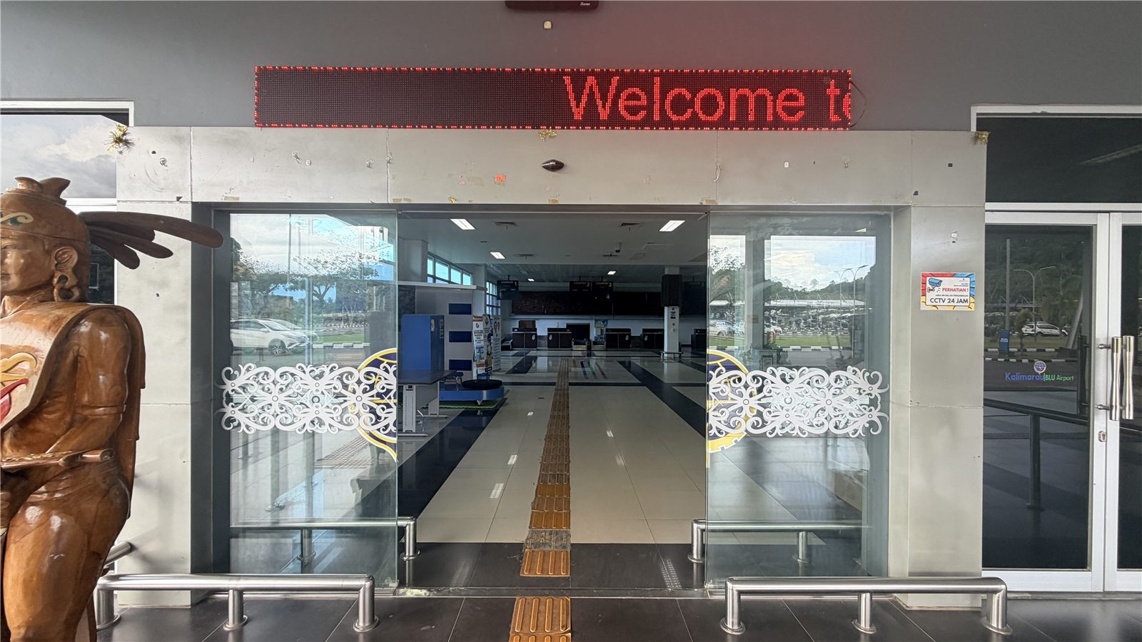Pintu Masuk Aksesibel